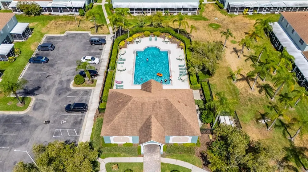2258 FLUORSHIRE DRIVE Brandon, FL 33511