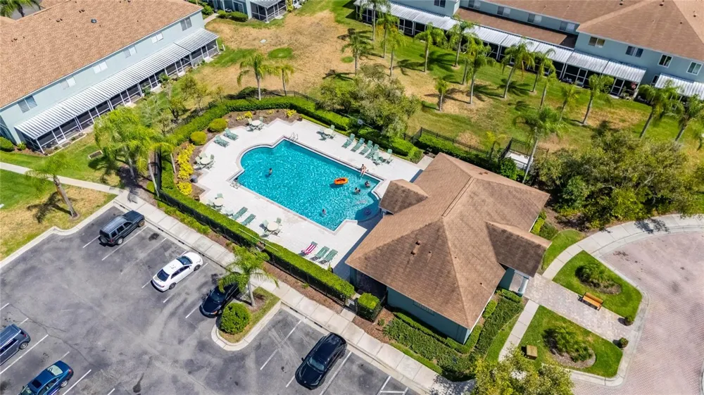 2258 FLUORSHIRE DRIVE Brandon, FL 33511