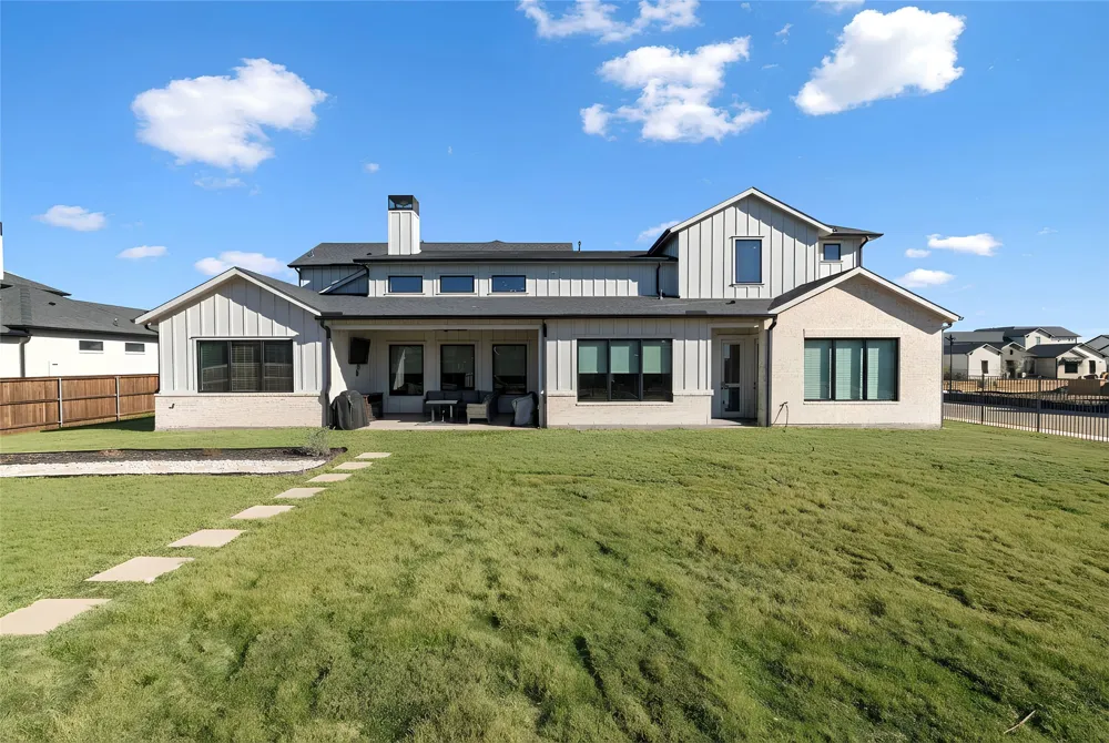 2132 Sicily Lane Haslet, TX 76052