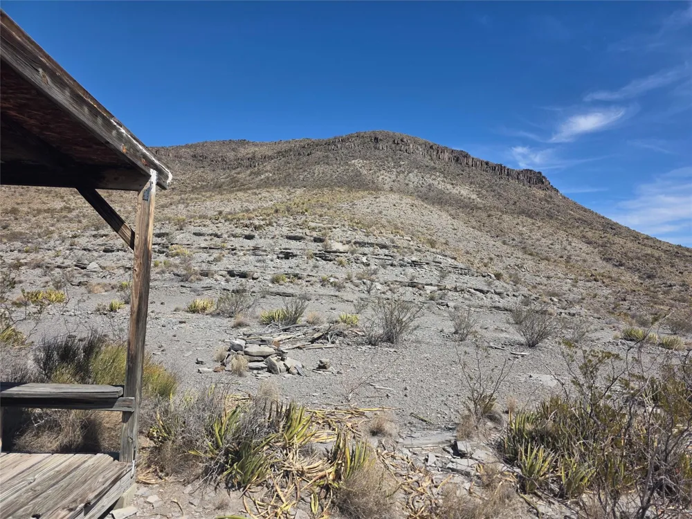 1 Bob Cat Study Butte-Terlingua, TX 78952