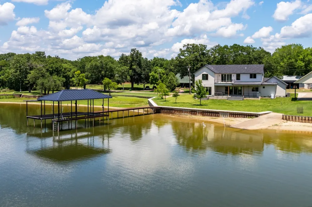 2927 County Road 1708 Malakoff, TX 75148