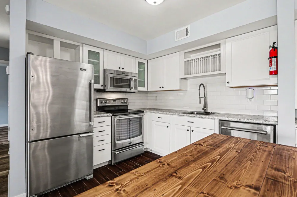 734 W Kilgore Road #303 Kalamazoo, MI 49008