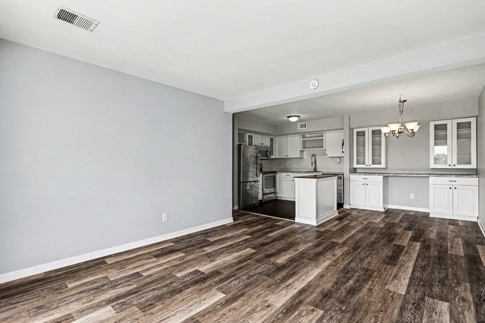 734 W Kilgore Road #303 Kalamazoo, MI 49008