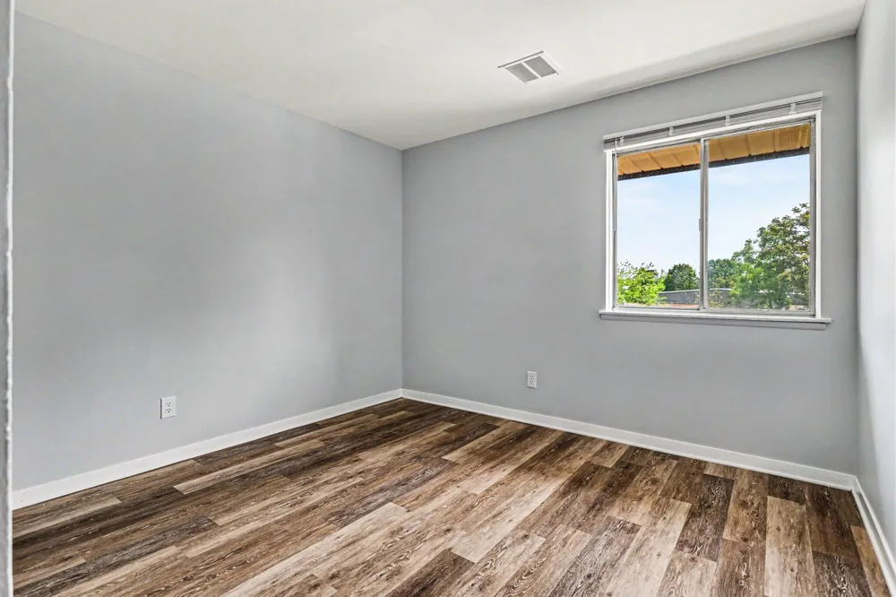 734 W Kilgore Road #303 Kalamazoo, MI 49008