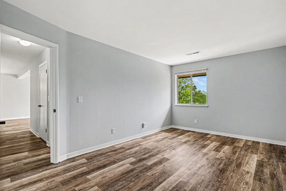 734 W Kilgore Road #303 Kalamazoo, MI 49008
