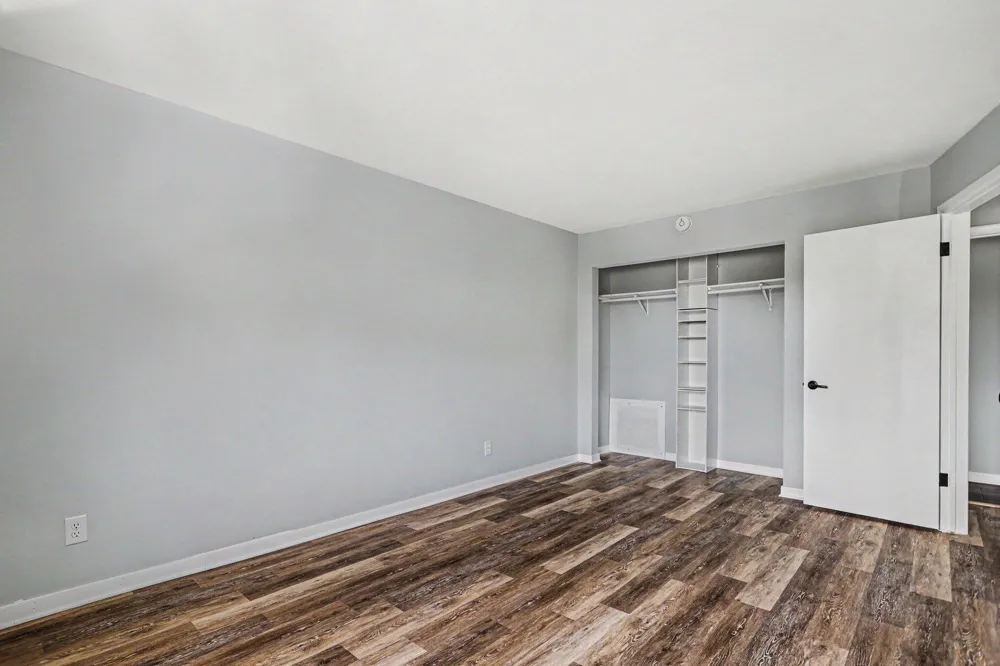 734 W Kilgore Road #303 Kalamazoo, MI 49008