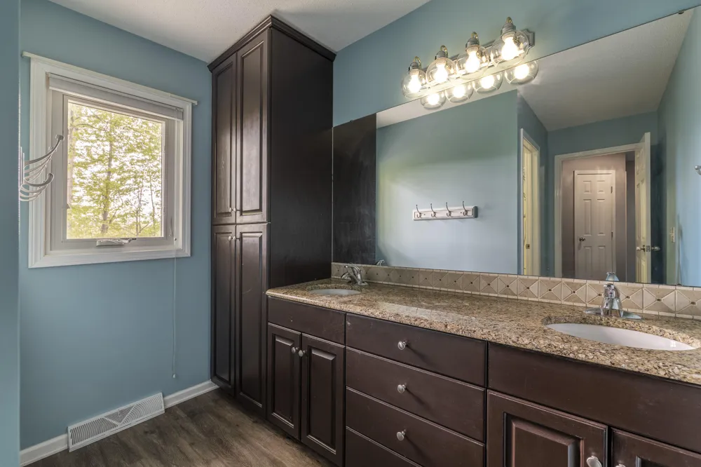7799 Abby Lane SE Caledonia Township, MI 49316