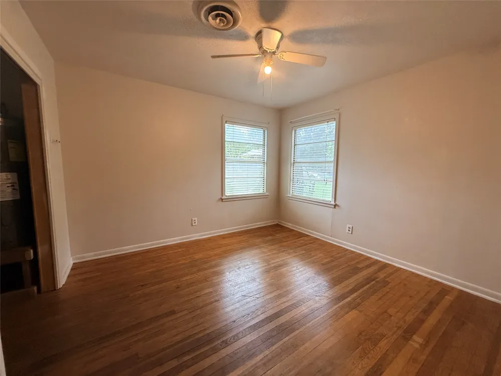 105 Ragland Street Graham, TX 76450
