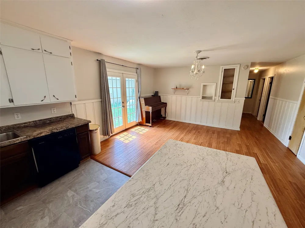 105 Ragland Street Graham, TX 76450