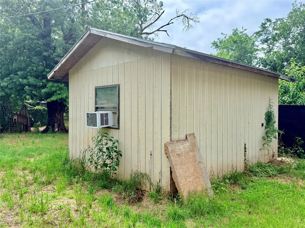 105 Ragland Street Graham, TX 76450