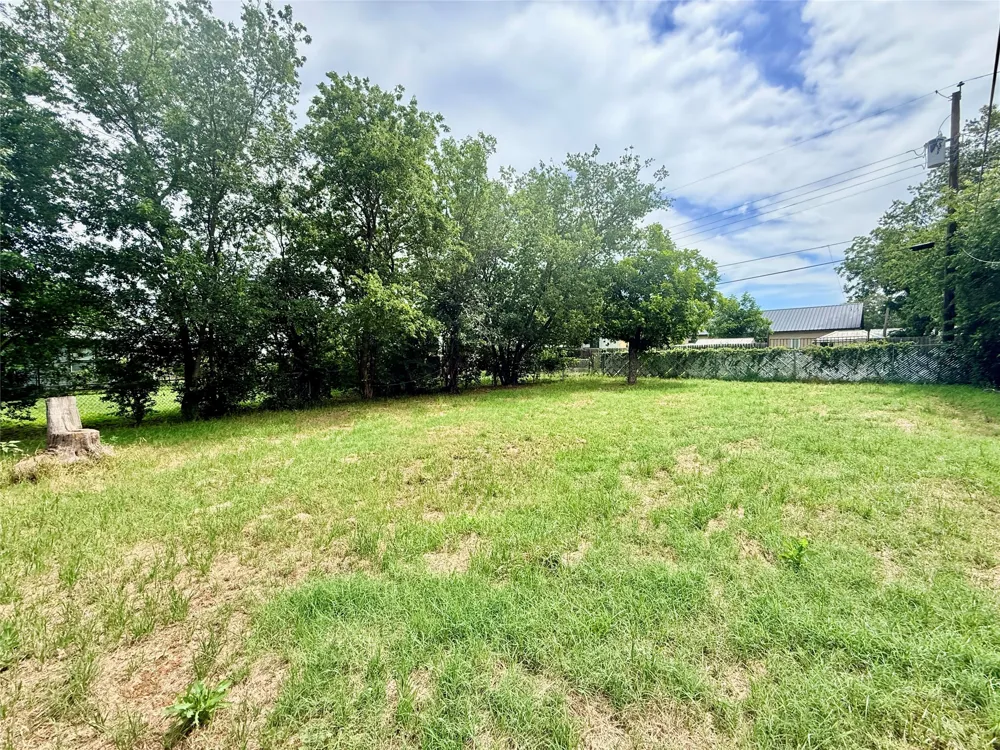 105 Ragland Street Graham, TX 76450