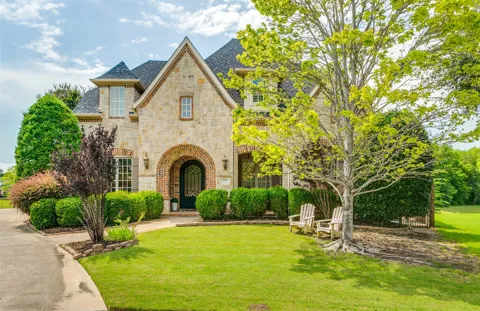631 Deforest Court