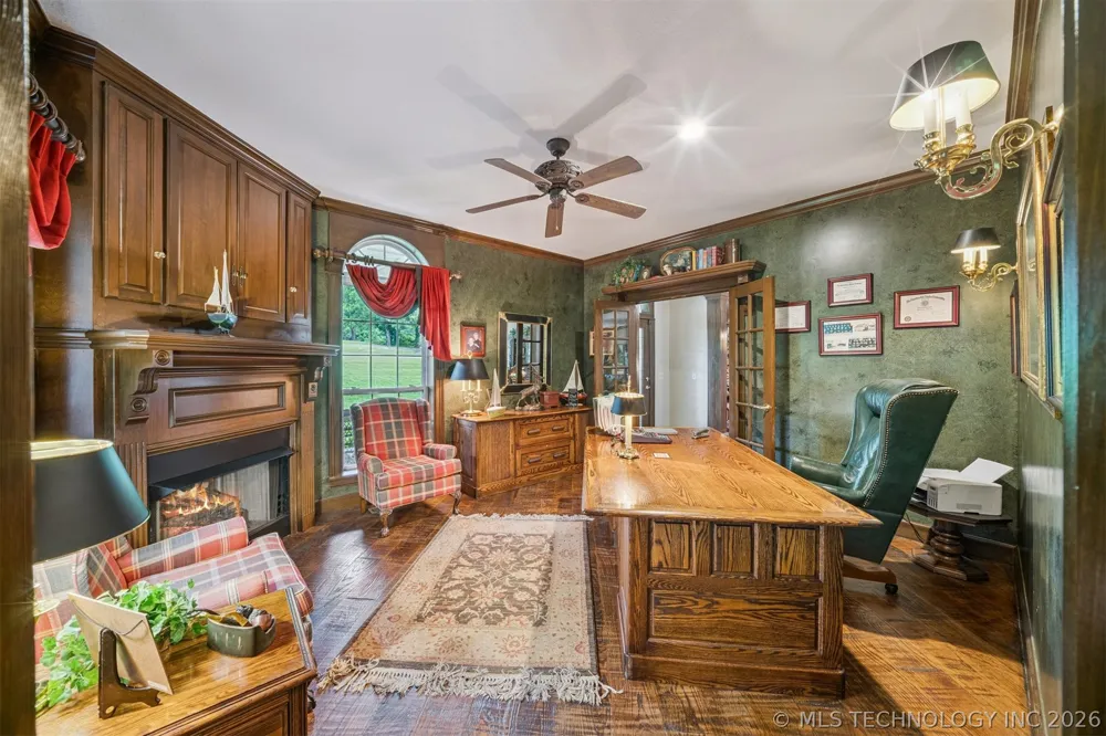 9835 E Shadowlake Drive Claremore, OK 74017