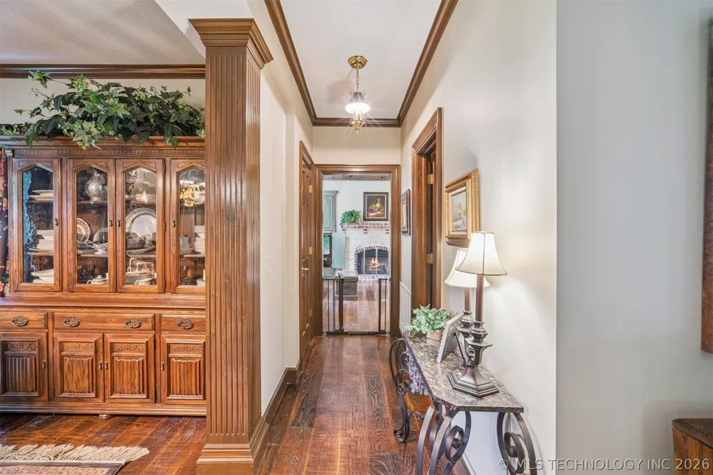 9835 E Shadowlake Drive Claremore, OK 74017