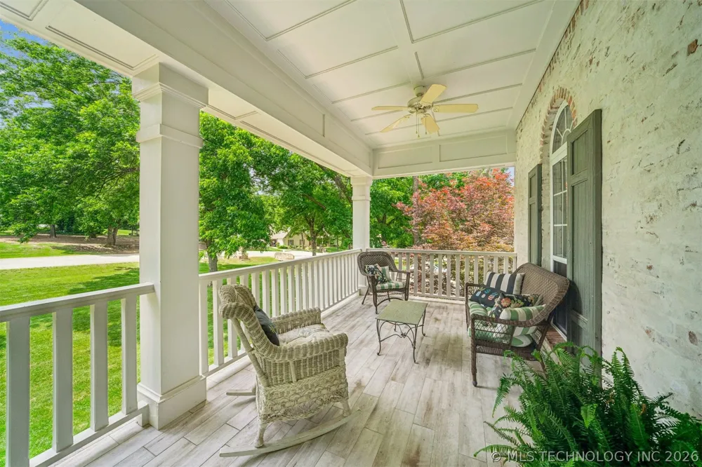 9835 E Shadowlake Drive Claremore, OK 74017