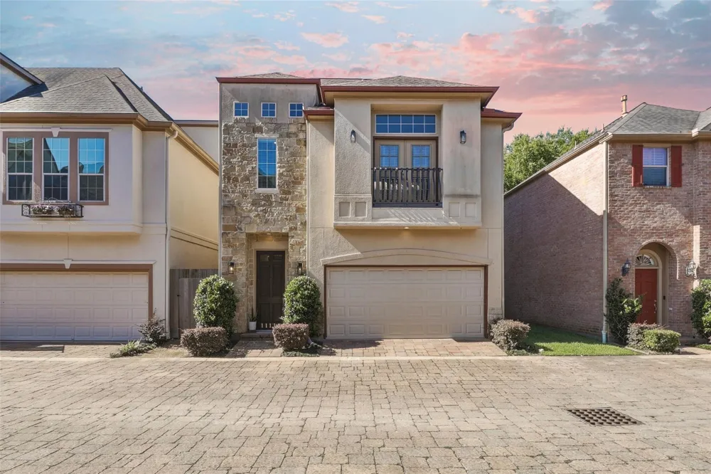 11119 Sherwood Forest Glen Drive Houston, TX 77043