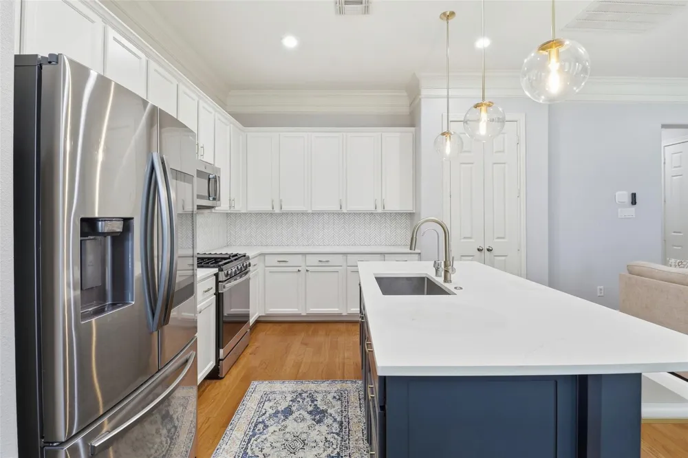 11119 Sherwood Forest Glen Drive Houston, TX 77043
