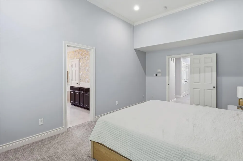11119 Sherwood Forest Glen Drive Houston, TX 77043