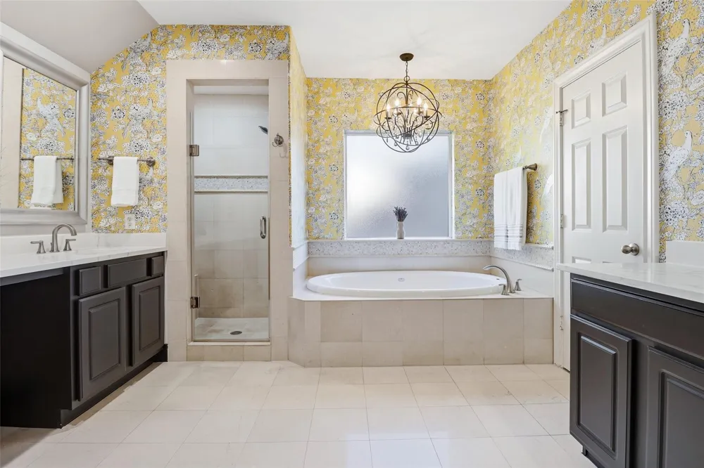 11119 Sherwood Forest Glen Drive Houston, TX 77043