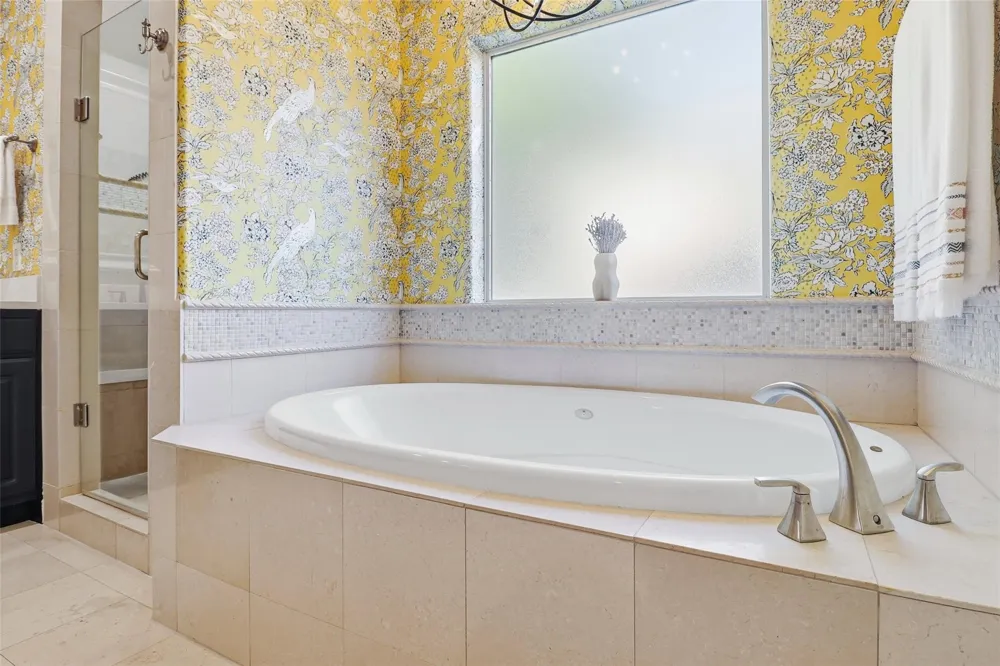 11119 Sherwood Forest Glen Drive Houston, TX 77043
