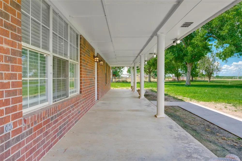 7350 Farm Road 2573 Clarksville, TX 75426
