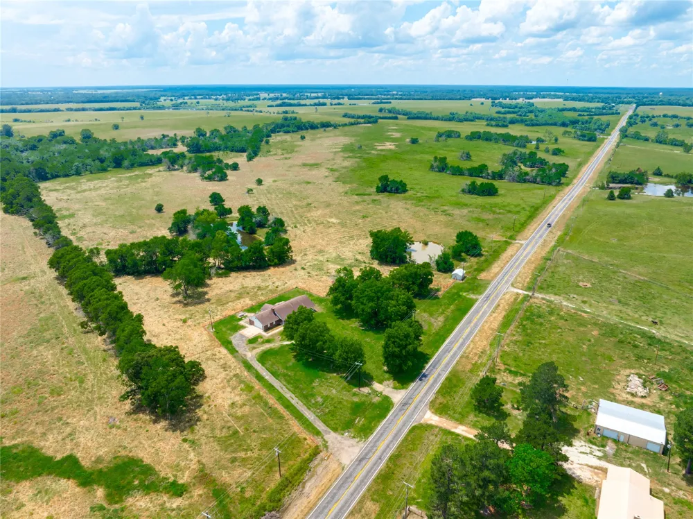7350 Farm Road 2573 Clarksville, TX 75426