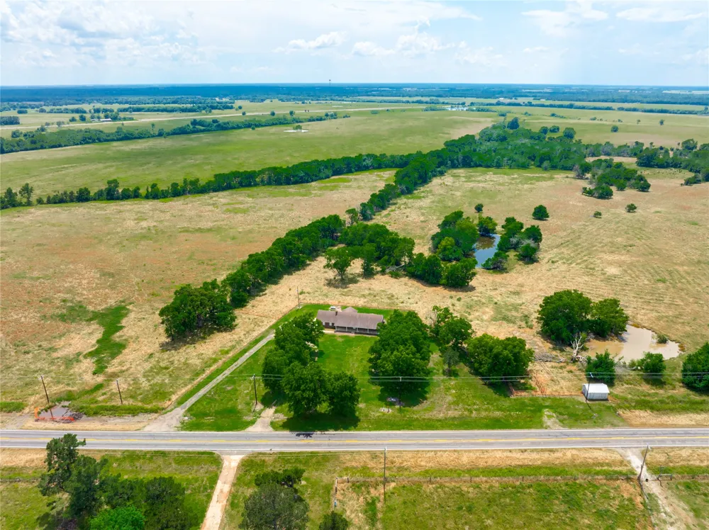 7350 Farm Road 2573 Clarksville, TX 75426