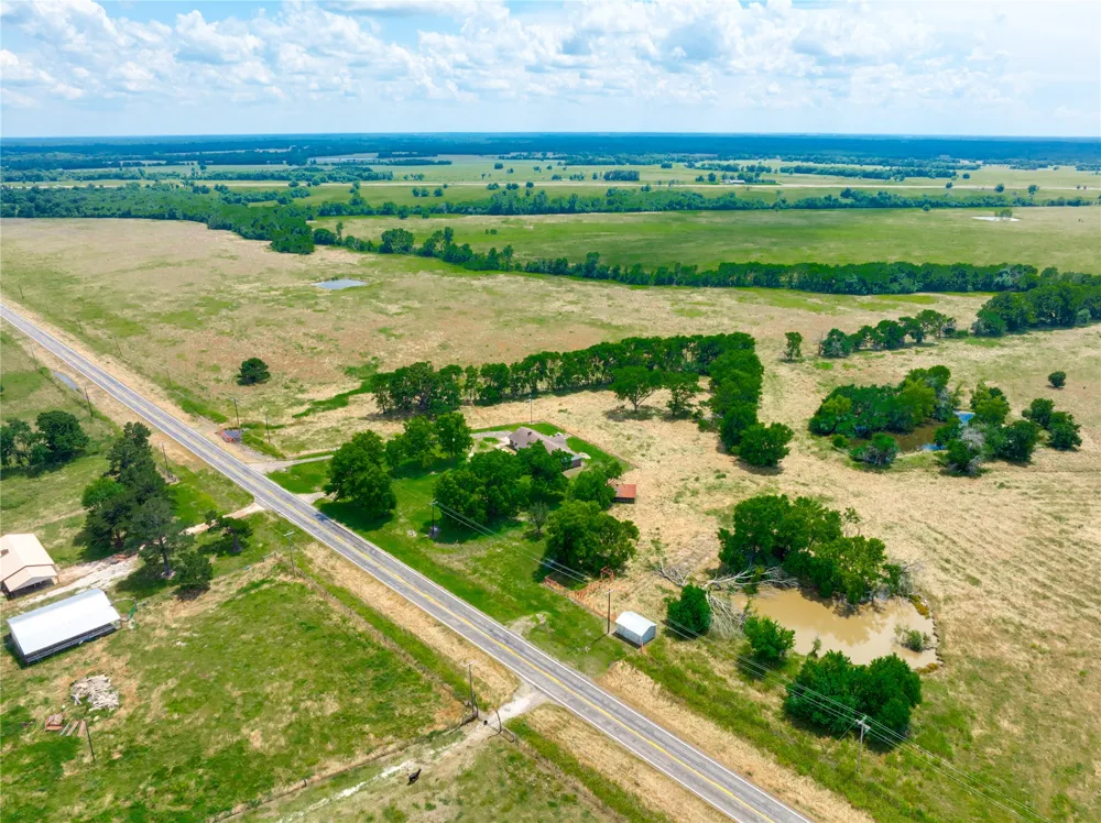 7350 Farm Road 2573 Clarksville, TX 75426
