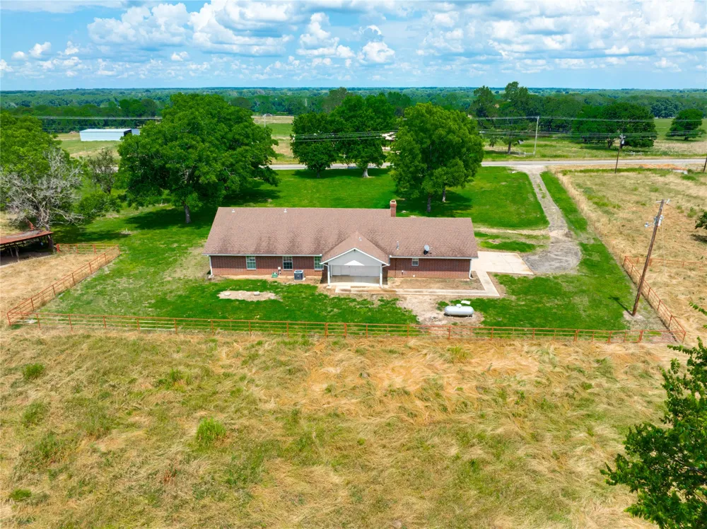 7350 Farm Road 2573 Clarksville, TX 75426