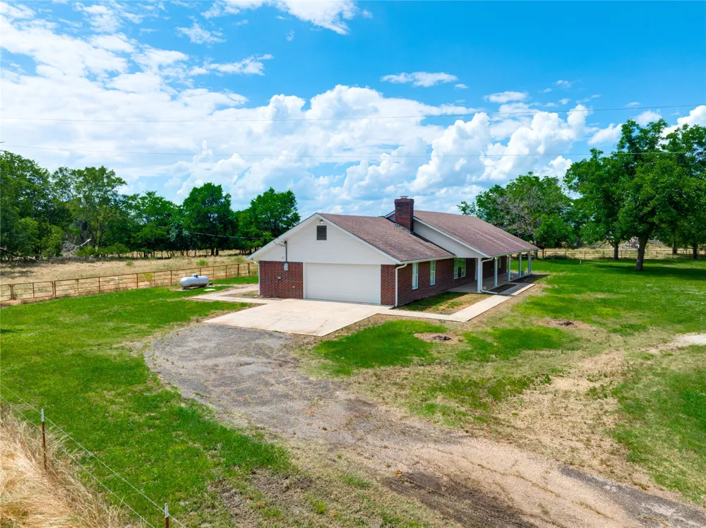 7350 Farm Road 2573 Clarksville, TX 75426