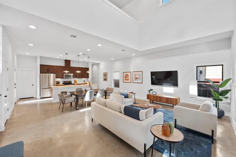 1800 Poquito Street Austin, TX 78702