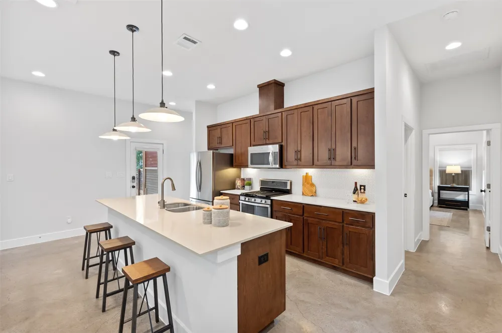 1800 Poquito Street Austin, TX 78702