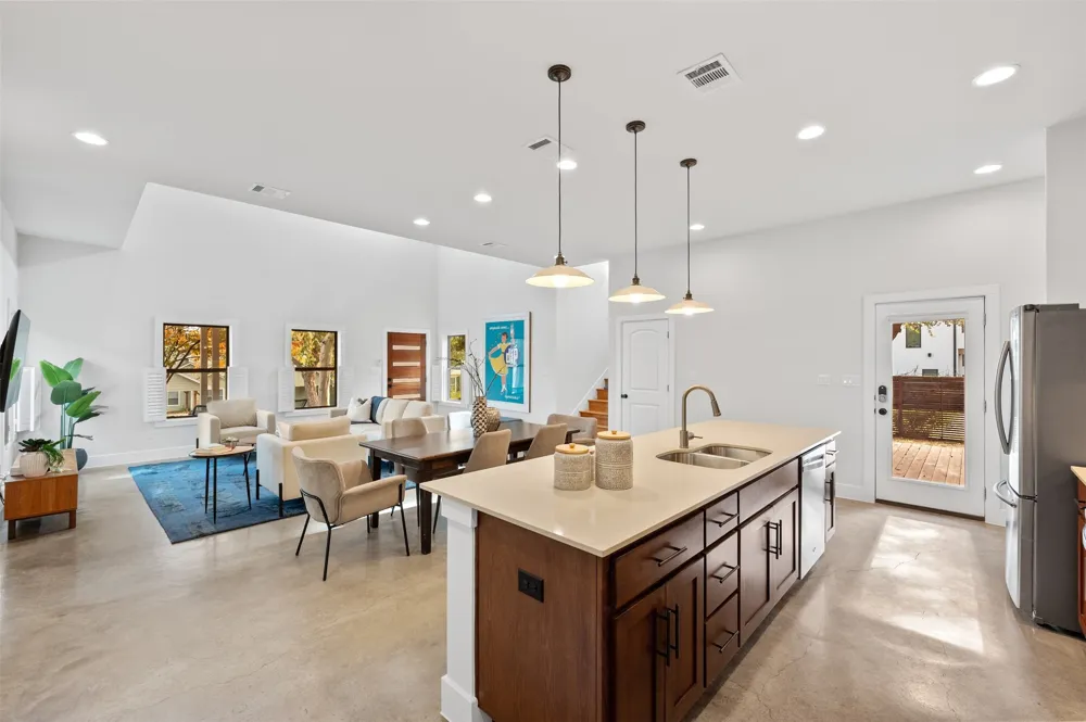 1800 Poquito Street Austin, TX 78702