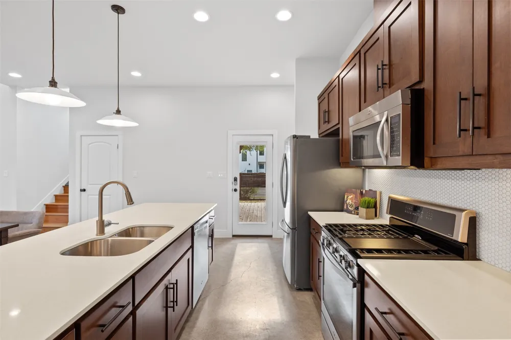 1800 Poquito Street Austin, TX 78702
