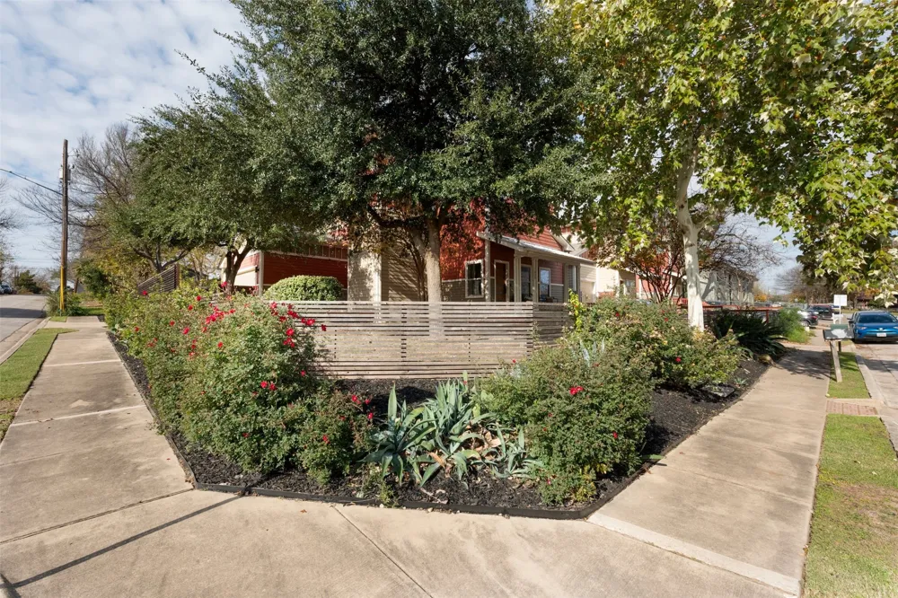 1800 Poquito Street Austin, TX 78702