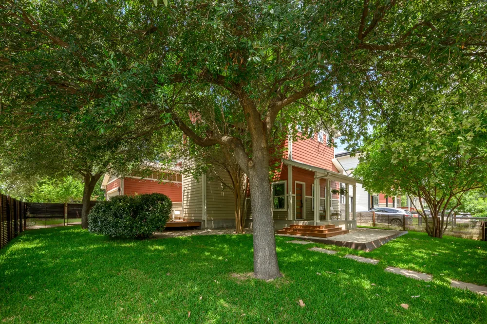 1800 Poquito Street Austin, TX 78702