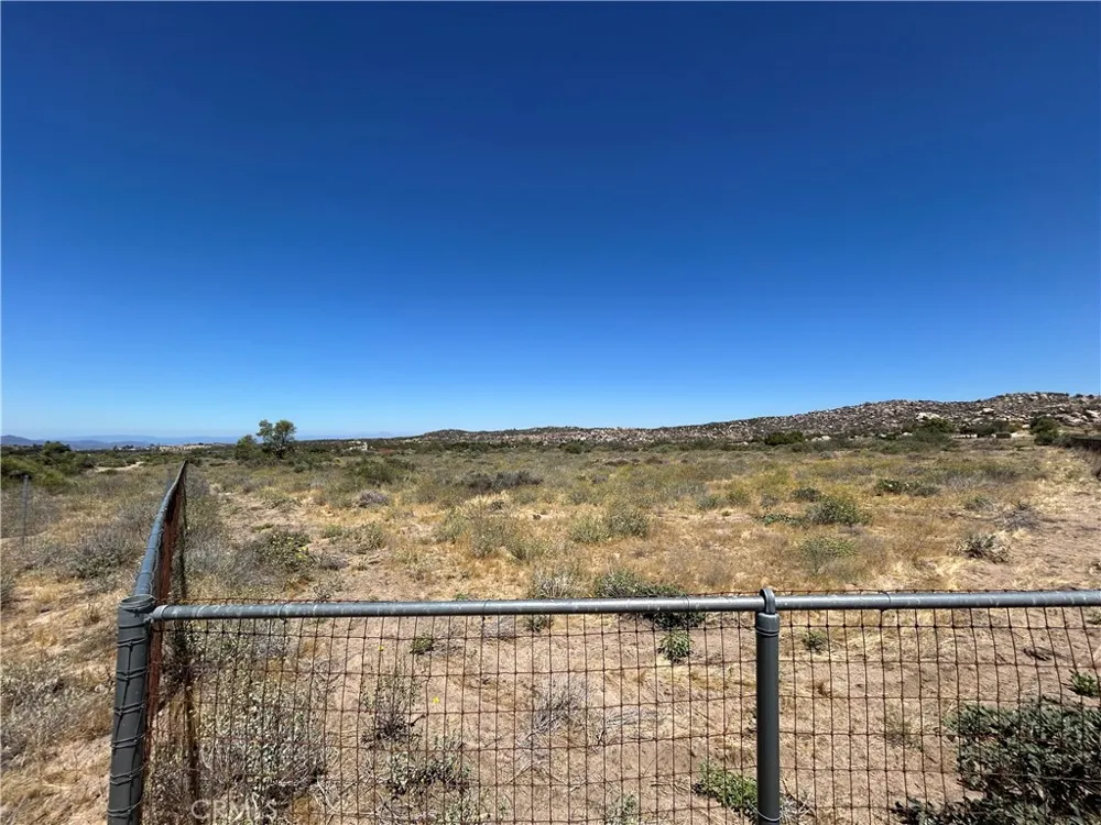 45015 Carrot Aguanga, CA 92536