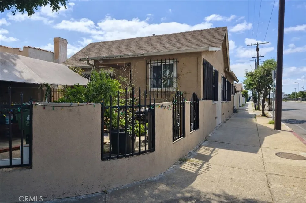 1354 W 84th Street Other, CA 90044