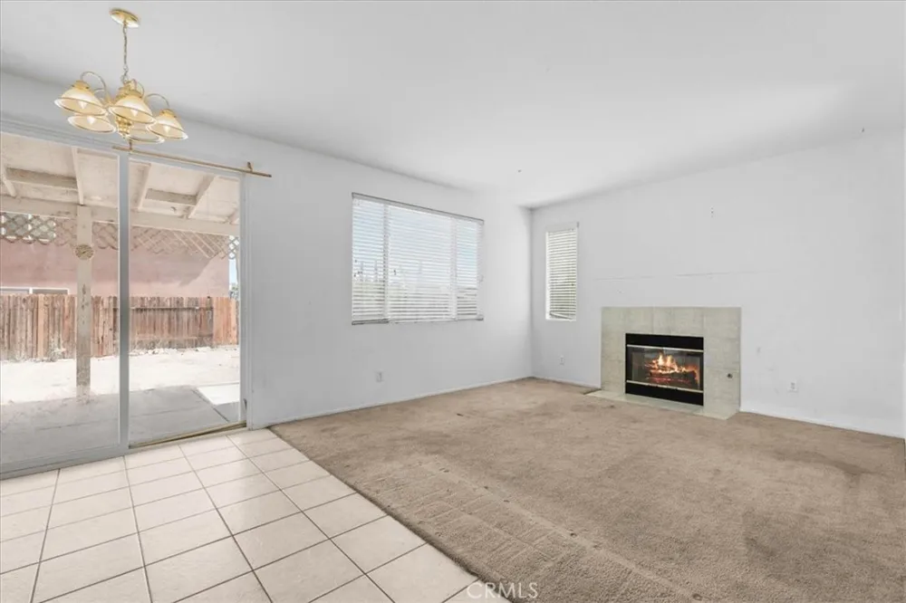 13736 Sunshine Terrace Victorville, CA 92394