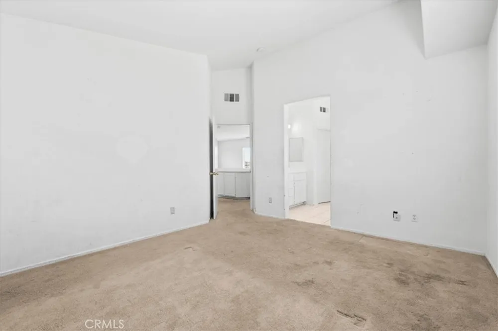 13736 Sunshine Terrace Victorville, CA 92394
