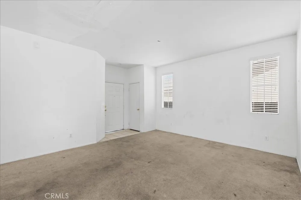 13736 Sunshine Terrace Victorville, CA 92394
