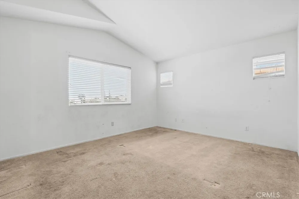 13736 Sunshine Terrace Victorville, CA 92394