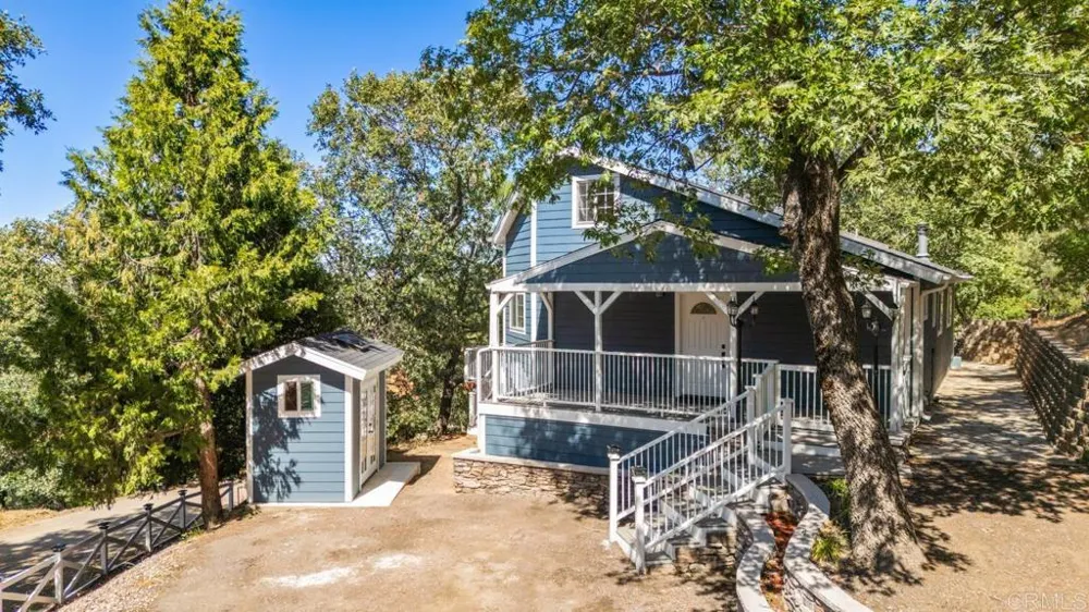 919 Kenison Dr Julian, CA 92036