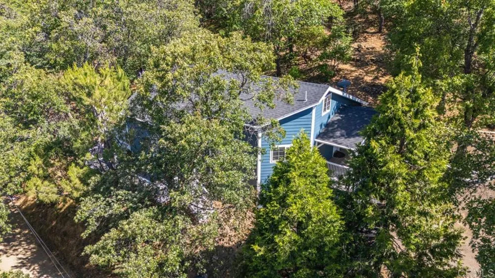 919 Kenison Dr Julian, CA 92036