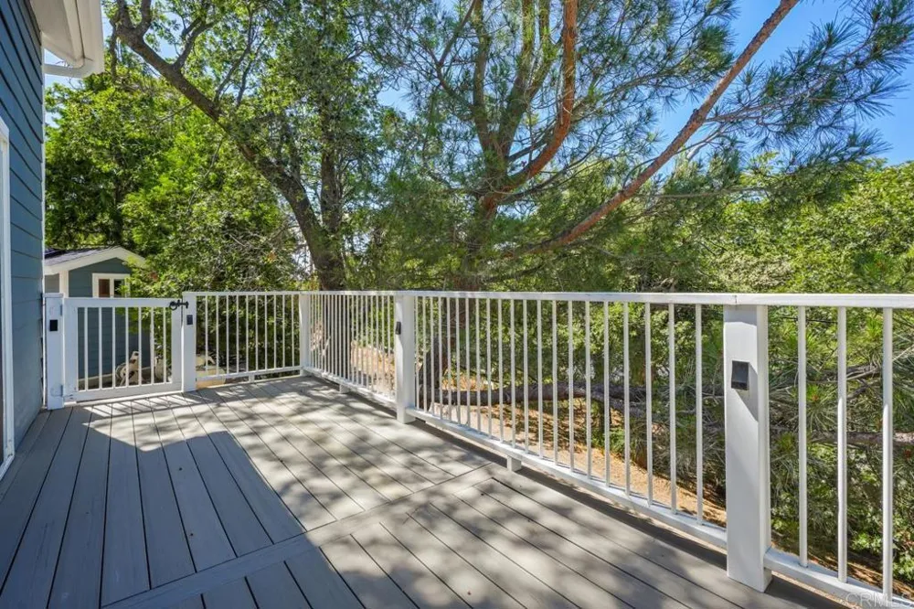919 Kenison Dr Julian, CA 92036
