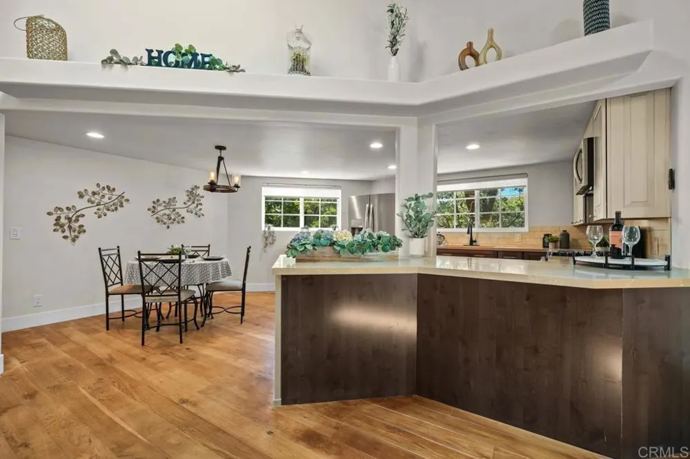 919 Kenison Dr Julian, CA 92036
