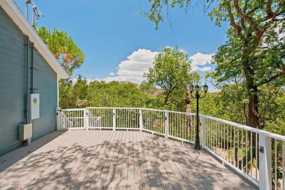 919 Kenison Dr Julian, CA 92036