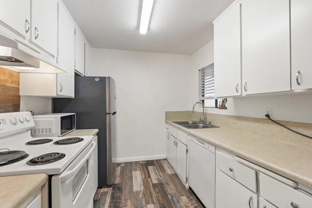 634 8 th St #Apt 4 Imperial Beach, CA 91932