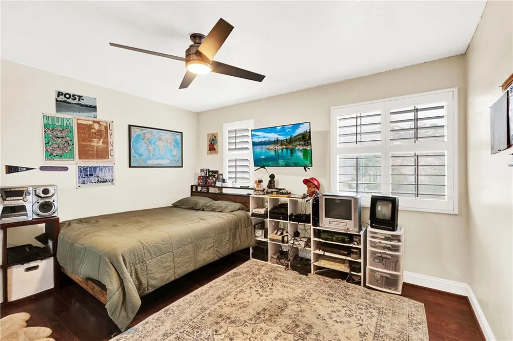 1592 El Paso Norco, CA 92860
