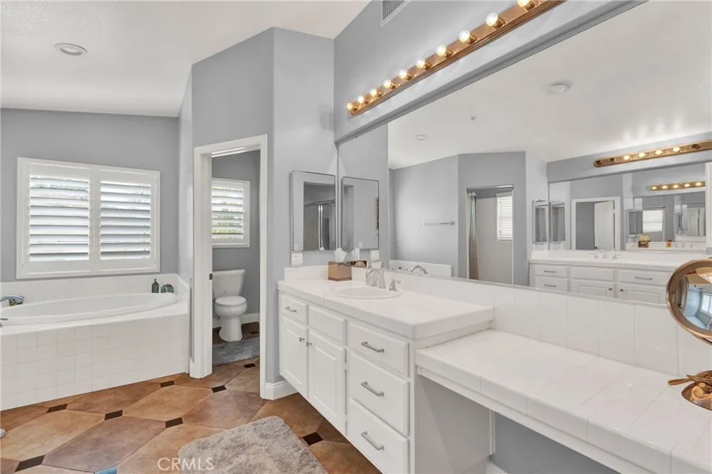 1592 El Paso Norco, CA 92860
